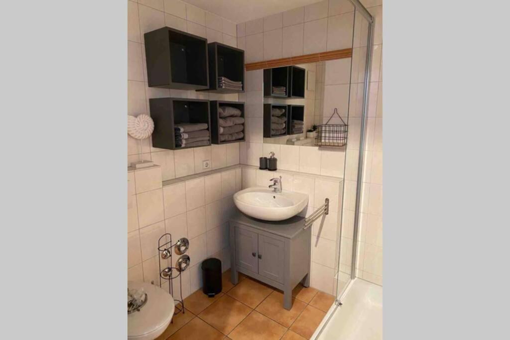 Die Seeblume - Ferienwohnung Mit Pool Und Seeblick Bodman-Ludwigshafen Exterior photo