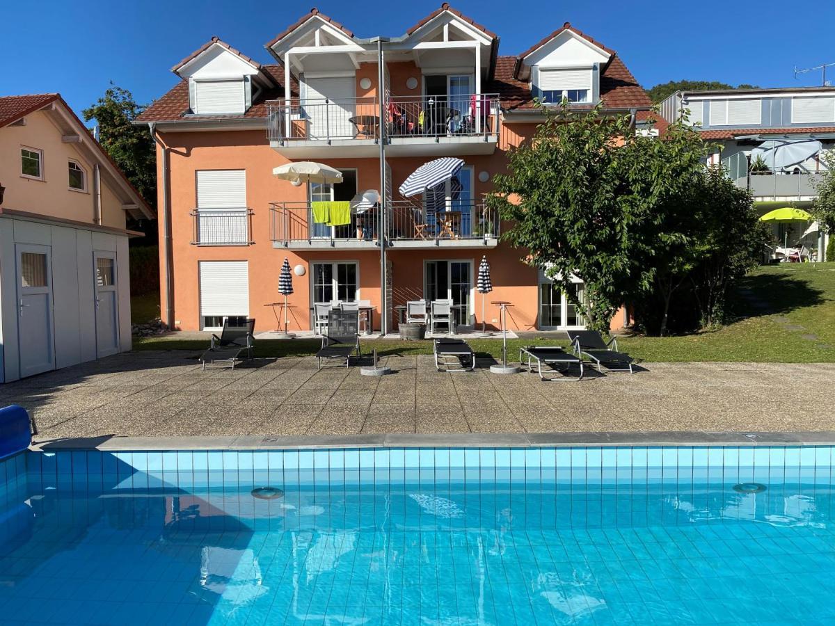 Die Seeblume - Ferienwohnung Mit Pool Und Seeblick Bodman-Ludwigshafen Exterior photo