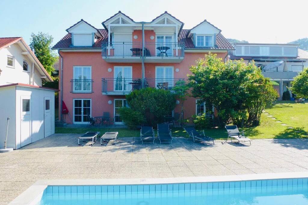 Die Seeblume - Ferienwohnung Mit Pool Und Seeblick Bodman-Ludwigshafen Exterior photo