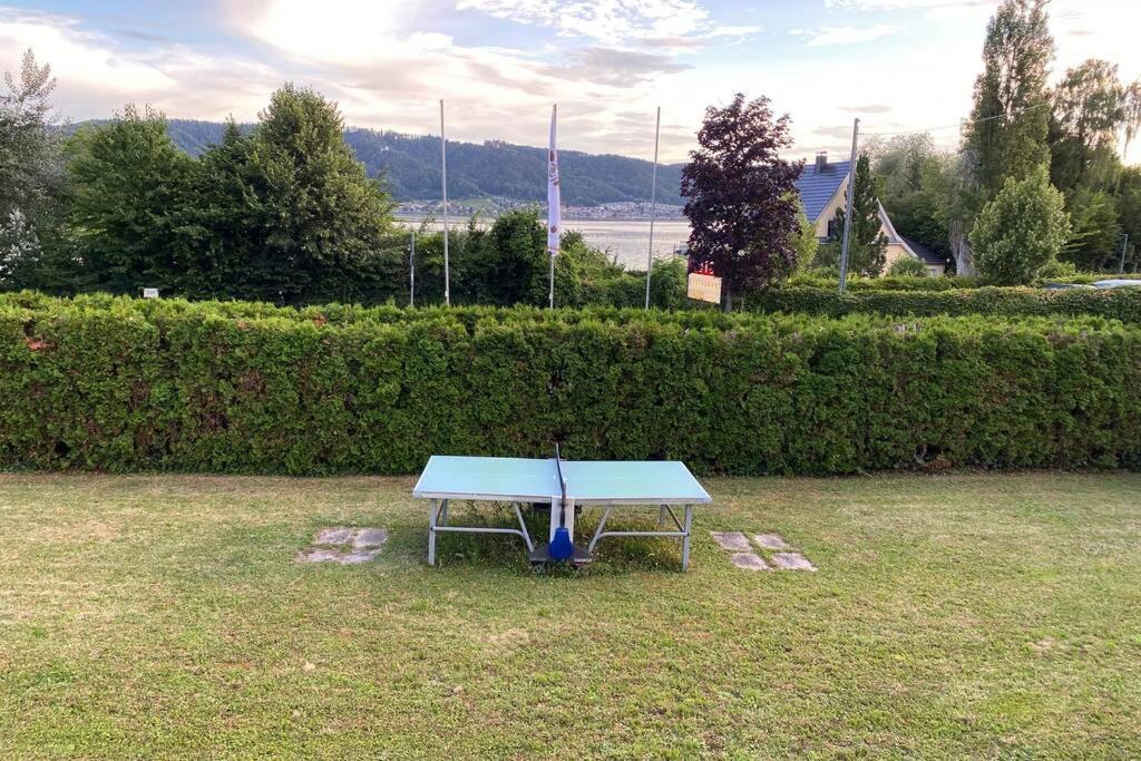 Die Seeblume - Ferienwohnung Mit Pool Und Seeblick Bodman-Ludwigshafen Exterior photo