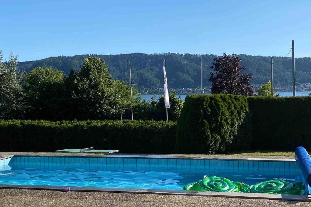 Die Seeblume - Ferienwohnung Mit Pool Und Seeblick Bodman-Ludwigshafen Exterior photo